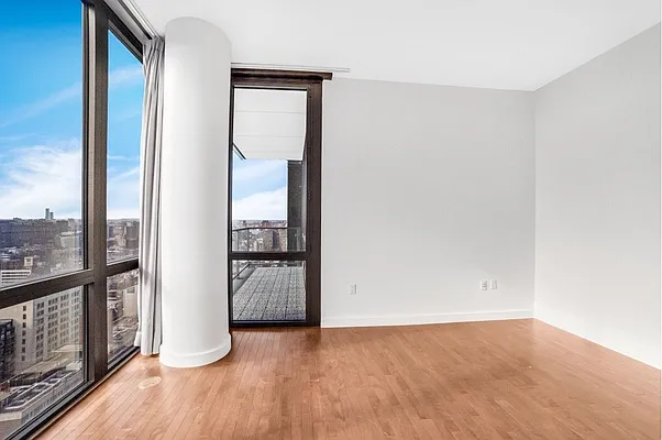 Rented by Nomad Property Group, LLC | media 23