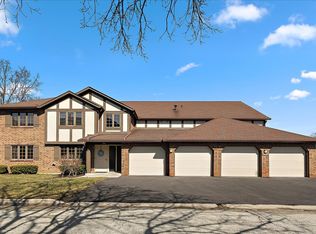 7834 W Foresthill Ct APT 2CR, Palos Heights, IL