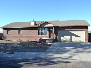 717 Sarah St, Garden City, KS 67846