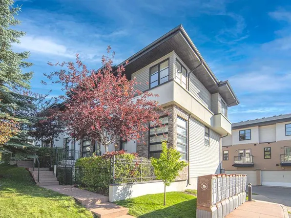 158 Aspen Hills Way SW, Calgary, AB T3H 0G8