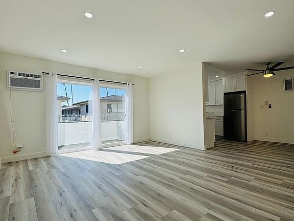 3rd image of 3919 Ursula Ave APT 18