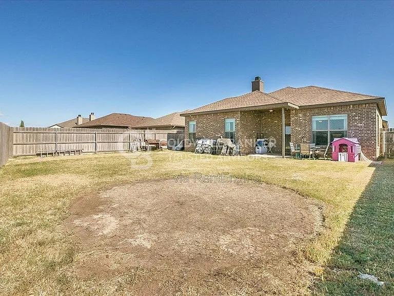 13612 Waco Ave — Photo 15