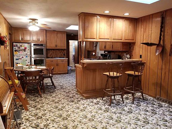 2nd image of 19395 Sundale Dr
