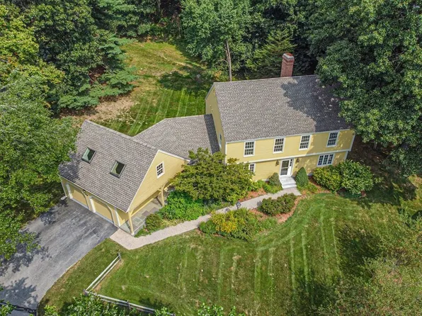 2 Wright Farm Rd #2, Concord, MA 01742
