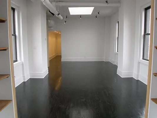 Rented by Triumph Property Group | media 4