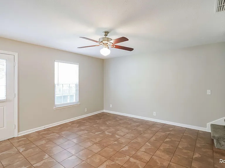 189 Bill Stewart Blvd — Photo 6