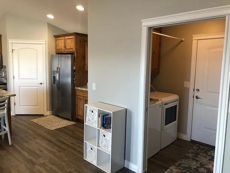 894 S Von Elm Dr — Photo 13