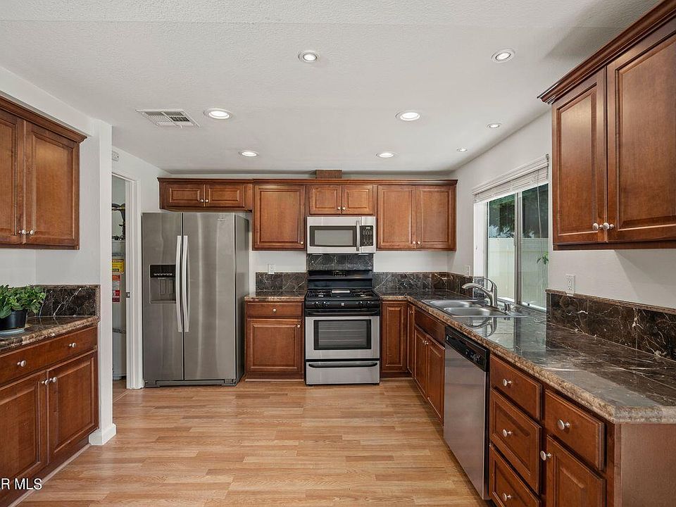 1st image of 280 Green Lea Pl