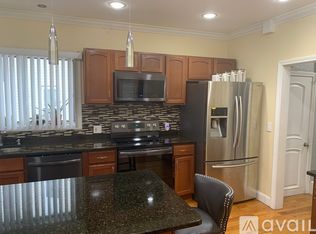 71 Madison Ave, Everett, MA 02149