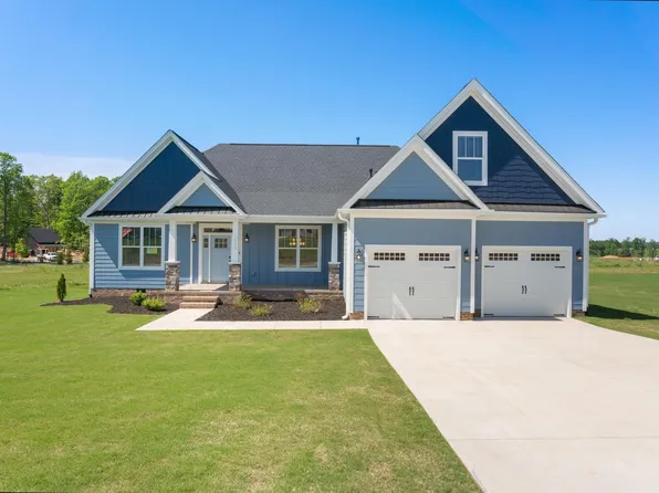 1013 Alder Pond Dr, Campobello, SC 29322