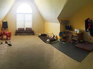 10445 Juneau Way — Photo 28