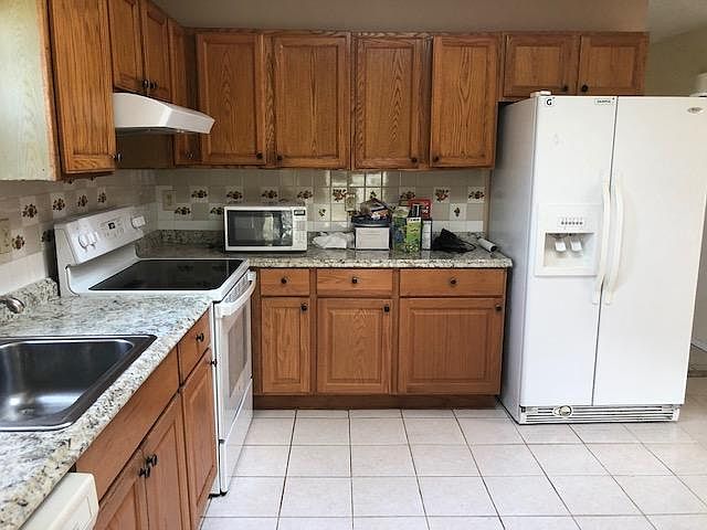 1st image of 126 Maida Ave