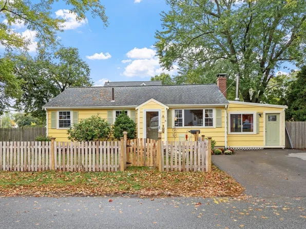 8 Grant Street Ext, Framingham, MA 01702