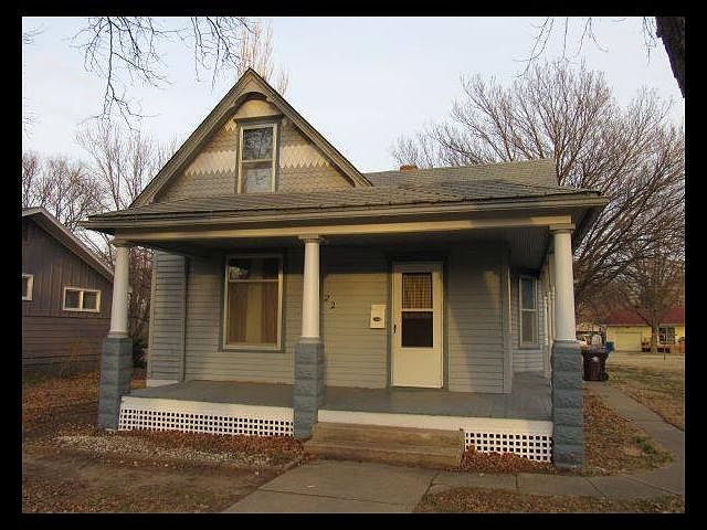 2nd image of 122 N Pine St