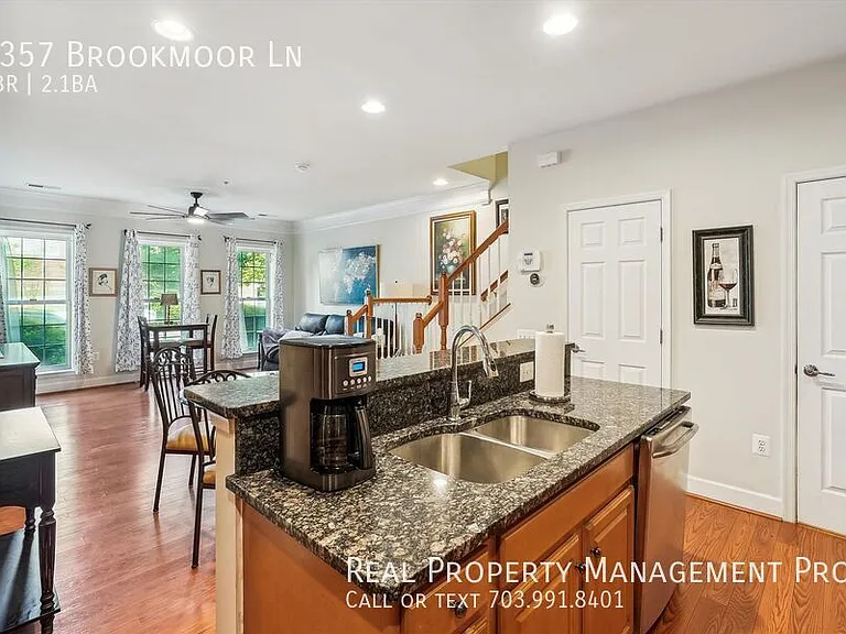 2357 Brookmoor Ln — Photo 9
