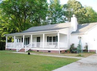 1140 Gregory Fork Rd, Richlands, NC 28574