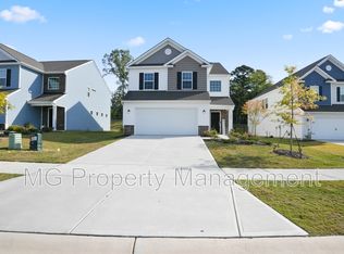 15821 Capps Rd, Charlotte, NC 28278