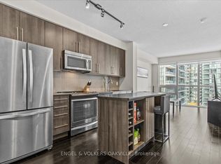 510 Curran Pl #1105, Mississauga, ON L5B 0J8
