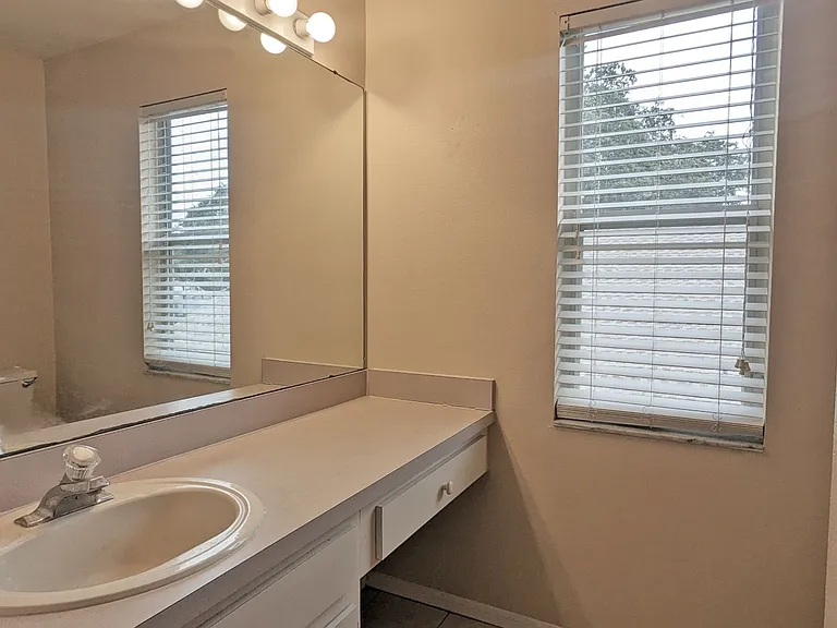 4029 Quail Briar Dr — Photo 16