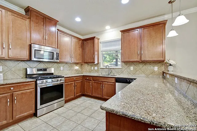 11619 Belicena Rd — Photo 11