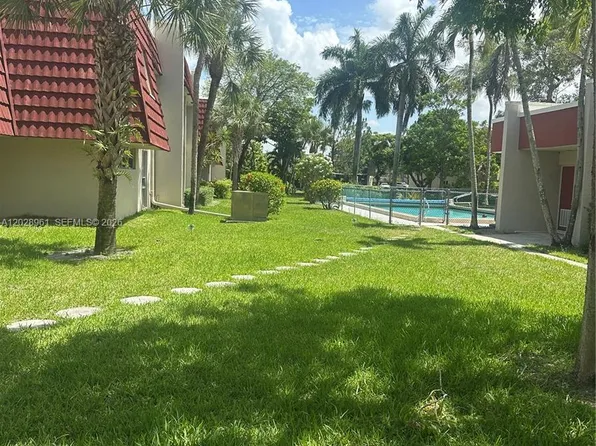 5 Jacaranda Country Club Dr Suite 206, Fort Lauderdale, FL 33324