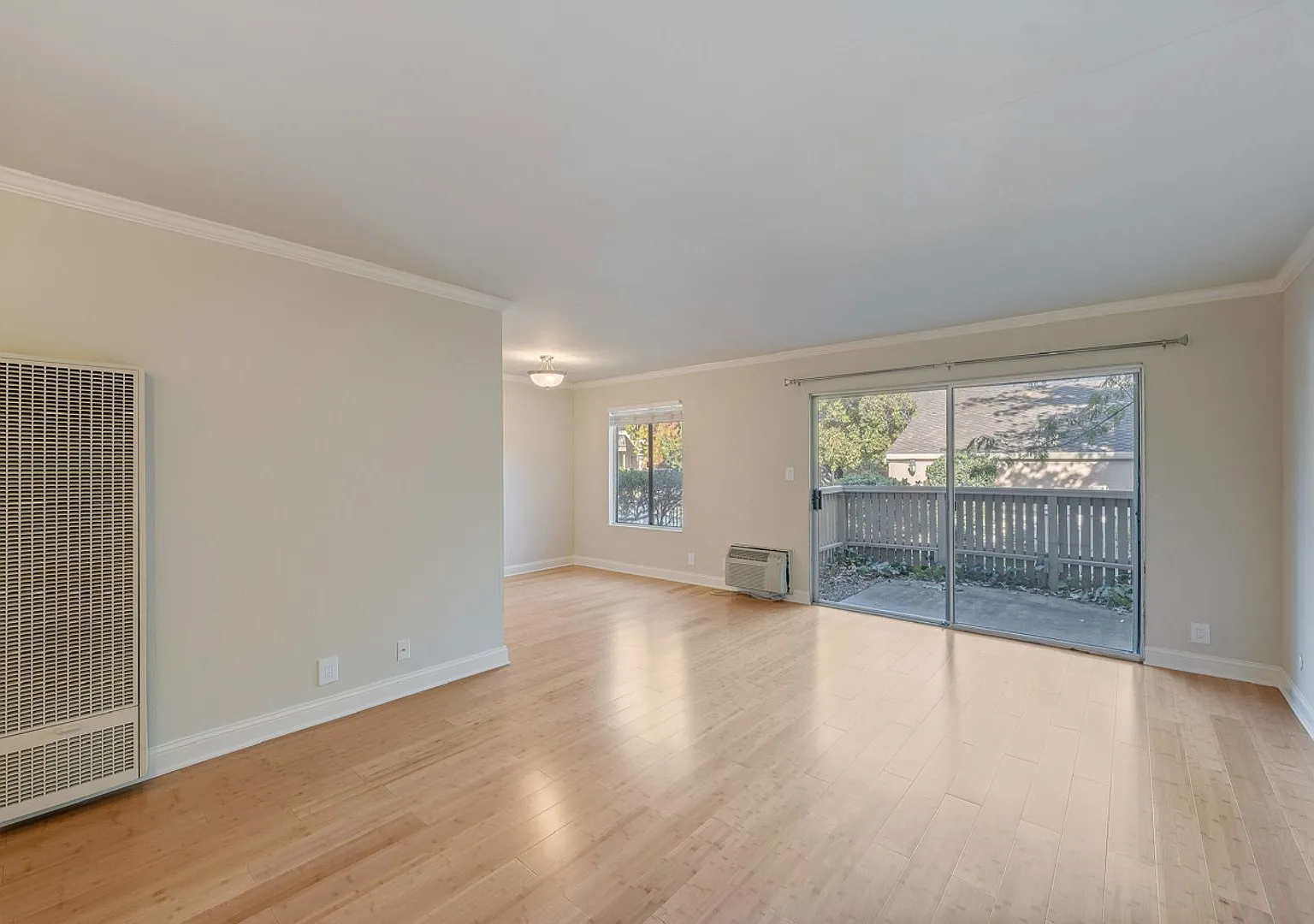 100 Devon Avenue — Photo 1