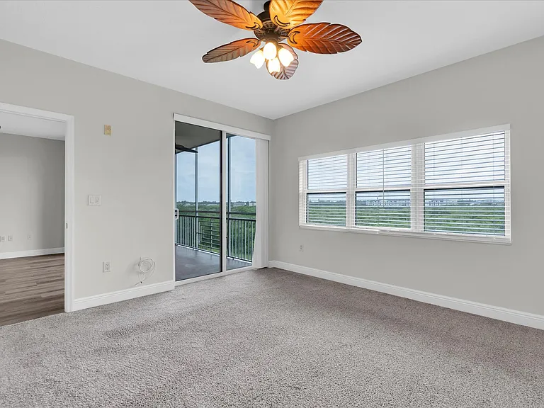 7296 Marathon Dr #404 — Photo 23