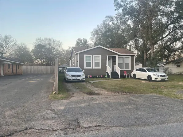 2646 Lindholm St, Shreveport, LA 71108