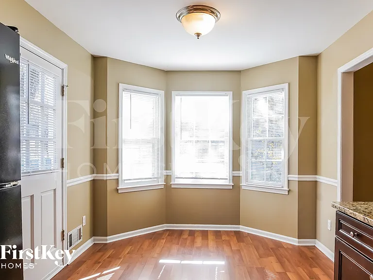 104 Dogwood Ct — Photo 5