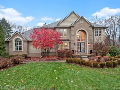 1882 Bay Mount Ln, Commerce Township, MI, 48382