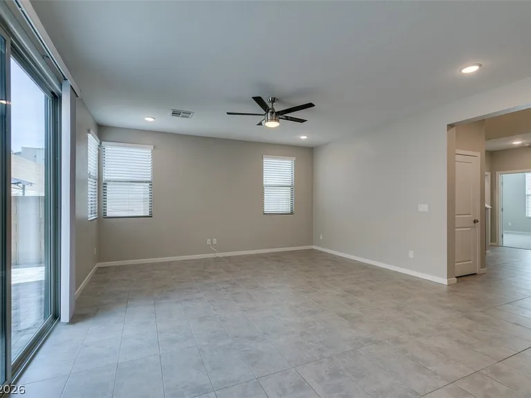520 Founders Creek Ave — Photo 8