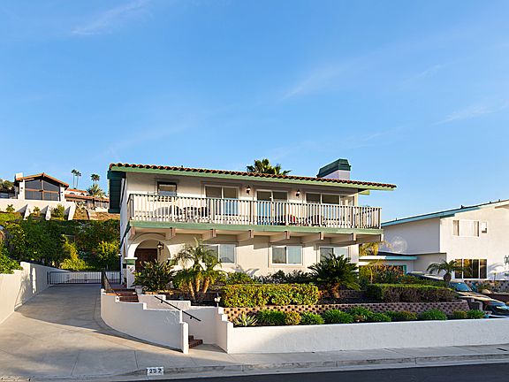 3rd image of 232 S La Esperanza