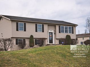 915 New Columbia Rd, New Columbia, PA 17856