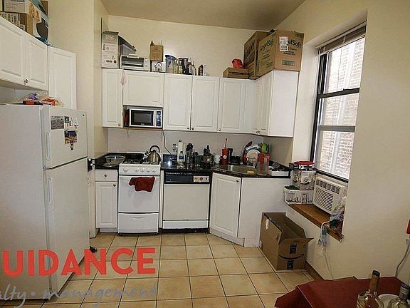 5th image of 292 W 92nd St APT 2D