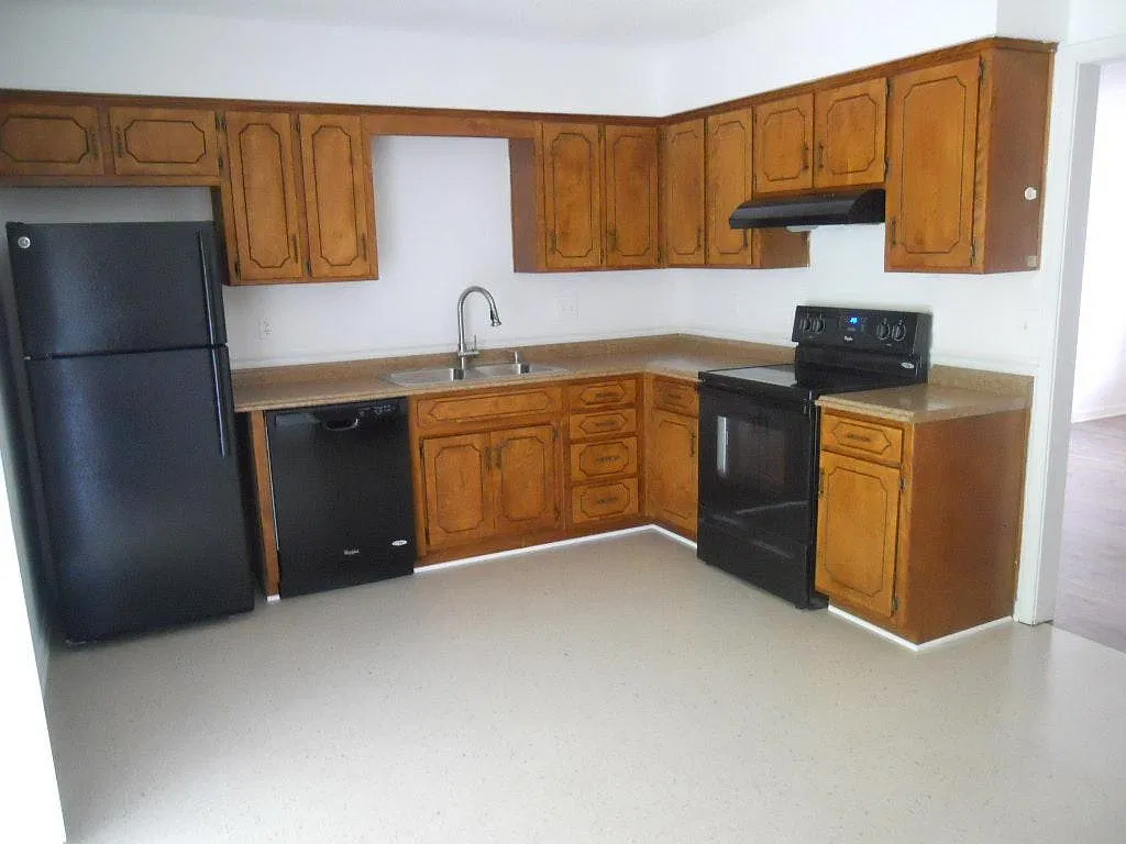 2 bed, 911 sqft, $1,115 — Photo 2