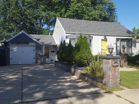 2nd image of 116 S Roy Ave
