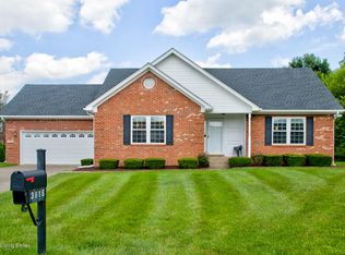 3815 Stone River Ct, Louisville, KY 40299