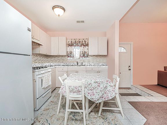 5th image of 28 Marisa Ct #1