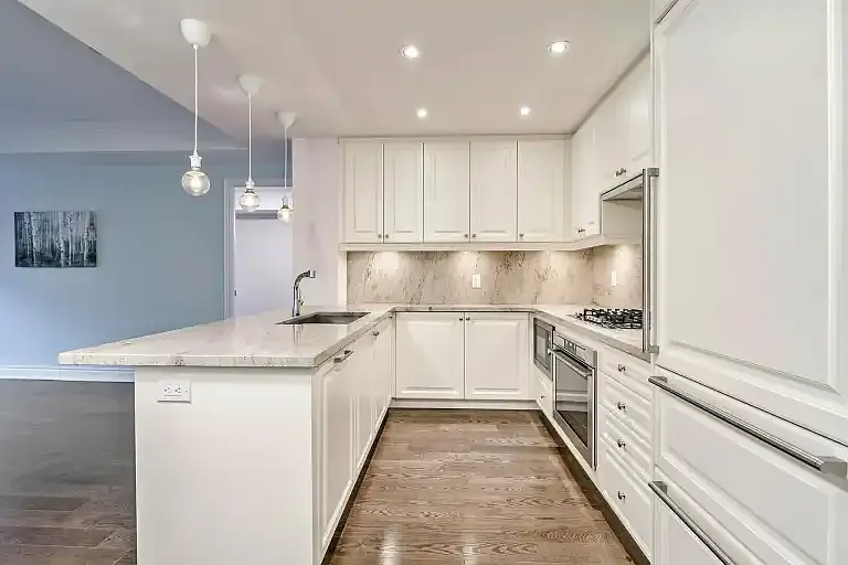 3500 Lakeshore Rd W #224 — Photo 3