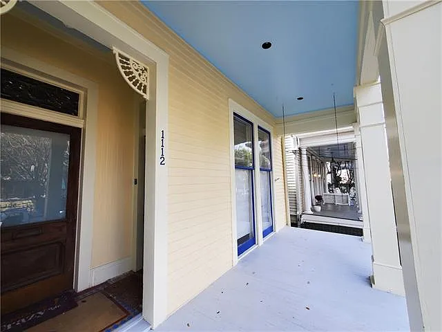 1112 3rd St #B — Photo 2