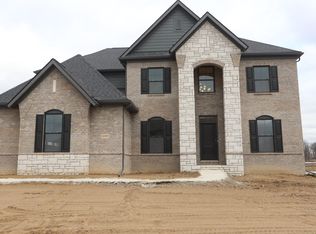 11995 Romeo Ln, Washington, MI 48094