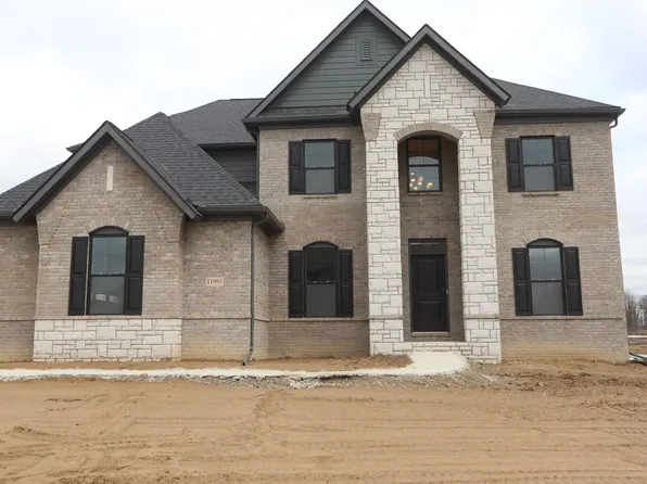 11995 Romeo Ln, Washington, MI 48094