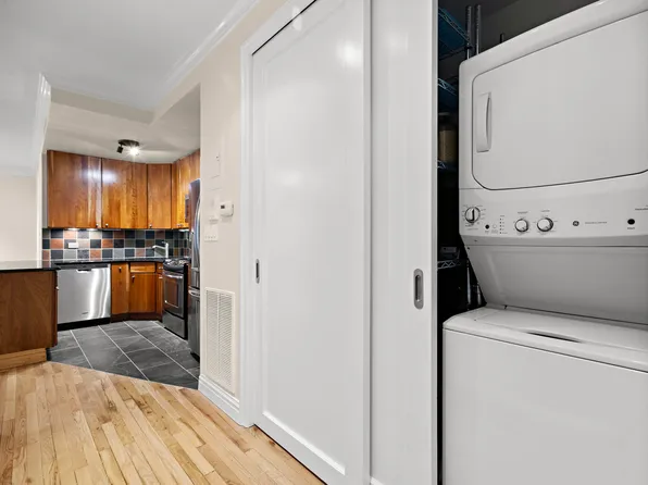 344 West 49th Street image 20 of 22