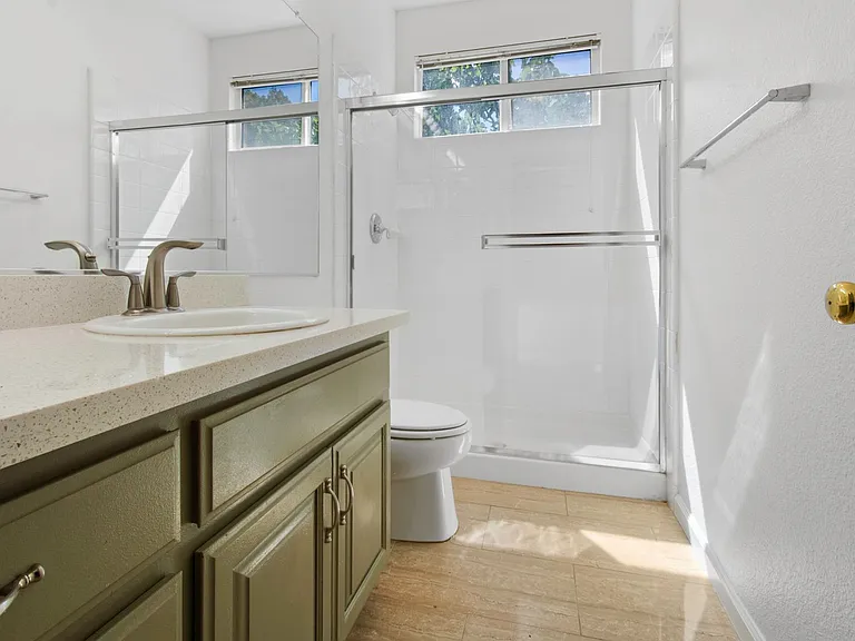 991 Zephyr Ln — Photo 17