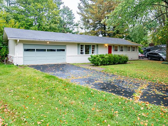 3rd image of 8295 Kimlough Dr