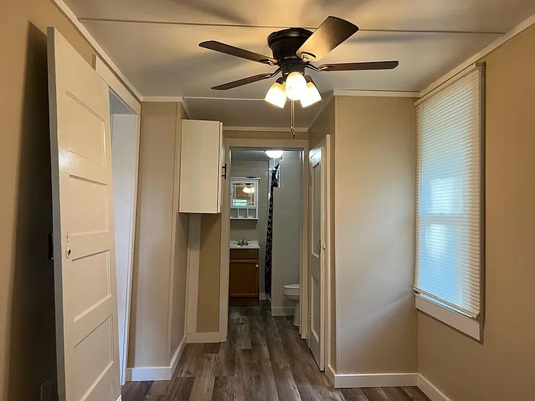 203 Mountain St NE — Photo 7