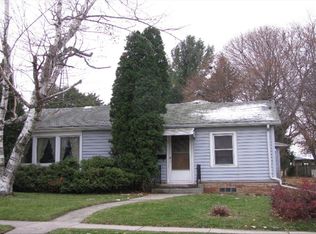 612 Columbia St, Horicon, WI 53032