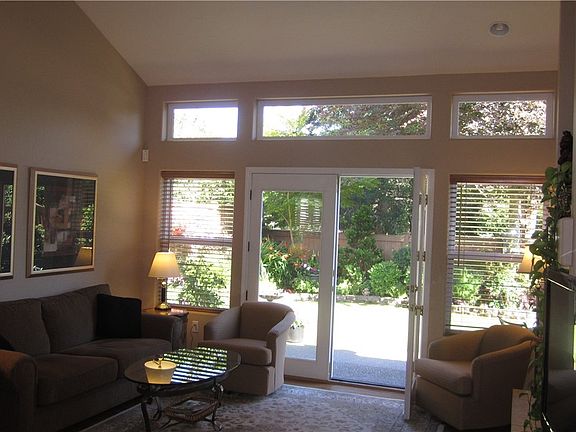5th image of 6628 Milano Ct SE