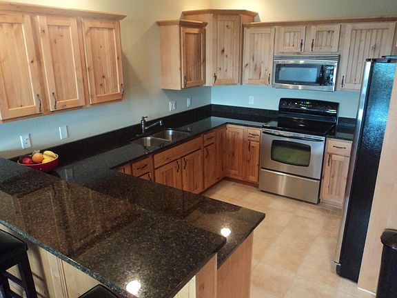 3rd image of 1701 Chicago Ave Unit 303