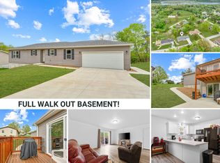 290 Wayland Dr, Forsyth, MO 65653